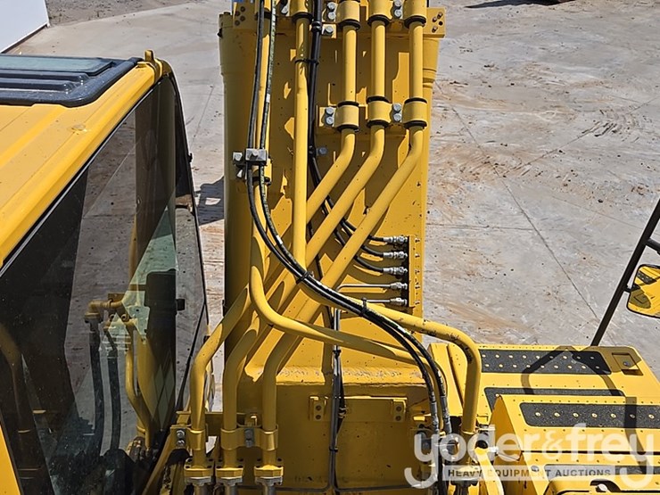 2023-komatsu-pc360-lc-11-image-53