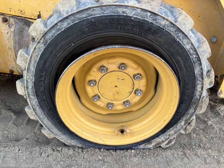 caterpillar-226b3-image-18