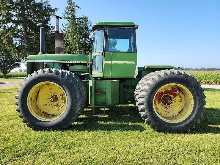 1976-john-deere-8430-image-5