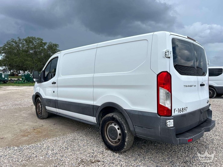 2016-ford-transit-image-4