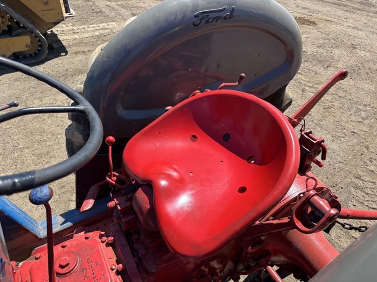 ford-800-image-25