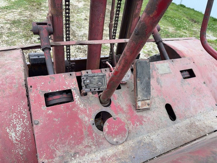 yale-forklift-image-40