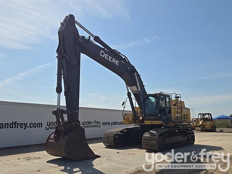 2011-deere-450d-lc-image-1