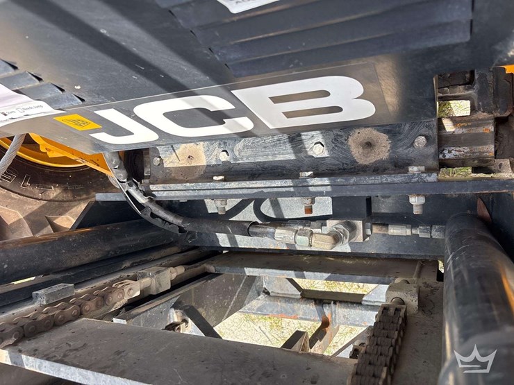 2020-jcb-930-image-11