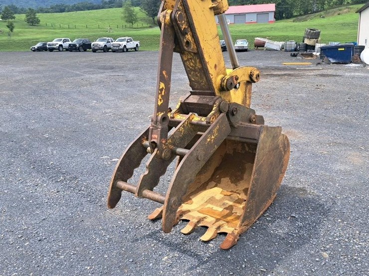 caterpillar-211-image-27