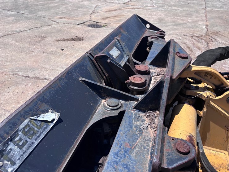 deere-650h-lgp-image-21