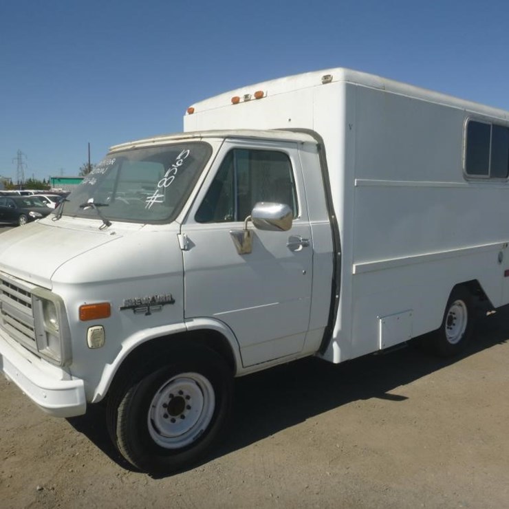 1988 CHEVROLET G30