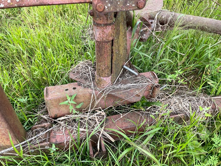 #2613-•-(10)-wheel-v-rake-image-15