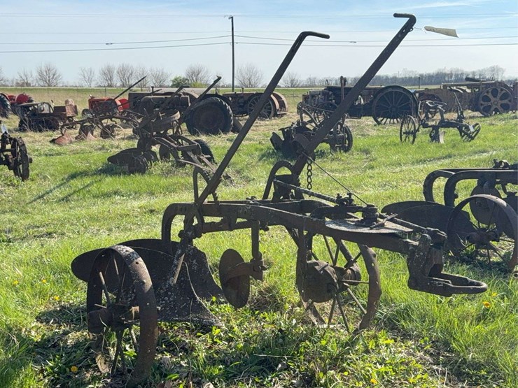 john-deere-14-image-15