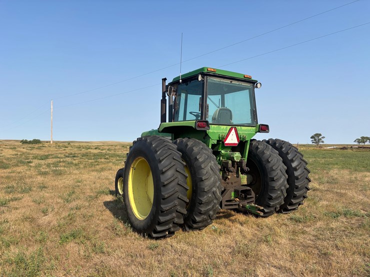 1974-john-deere-4630-image-25