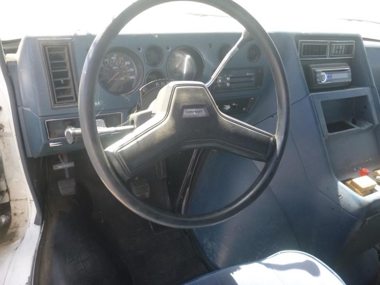 1988-chevrolet-g30-image-11
