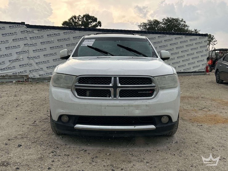 2013-dodge-durango-image-24