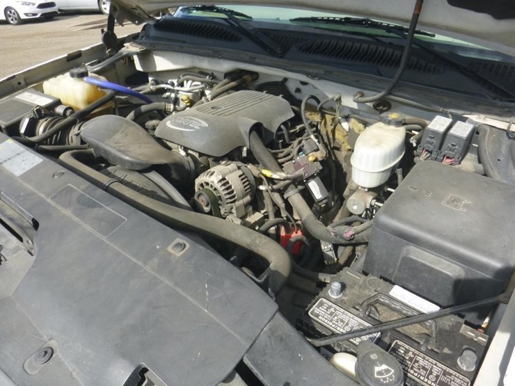 2005-chevrolet-2500hd-image-8