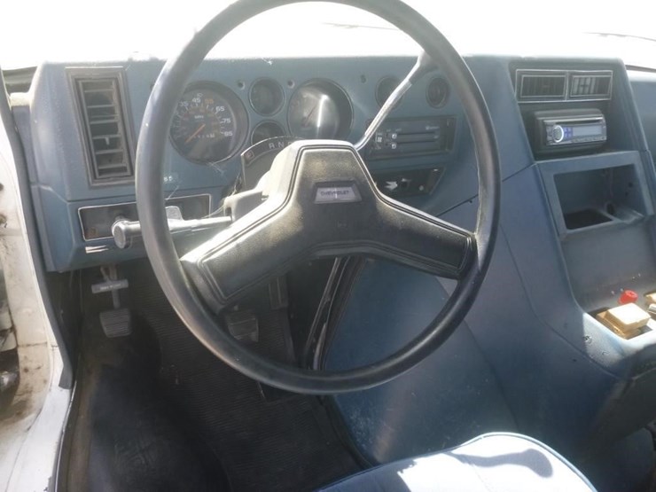 1988-chevrolet-g30-image-11