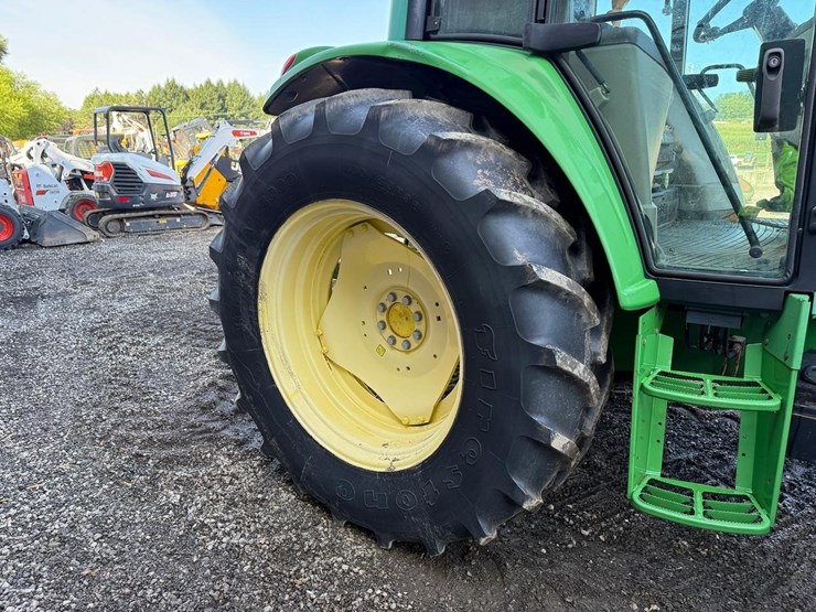 john-deere-6320-image-11