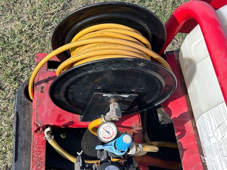 2014-north-star-portable-pressure-washer-w/-water-tank-image-11