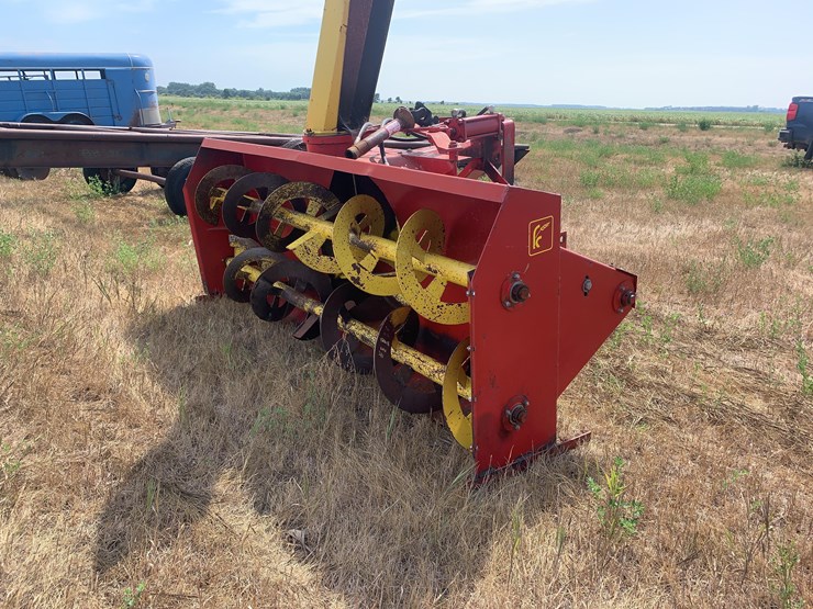 farm-king-snowblower-image-1