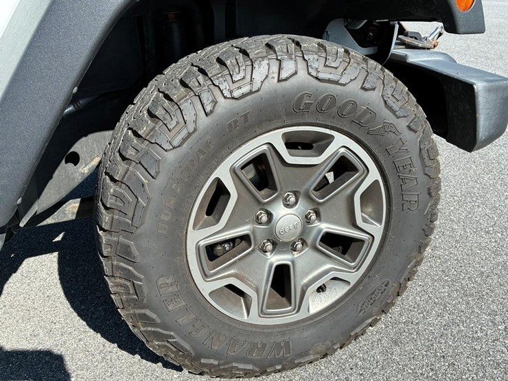 2018-jeep-wrangler-image-25