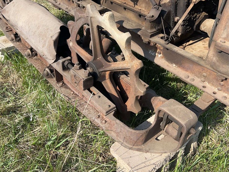 cletrac-crawler-image-13