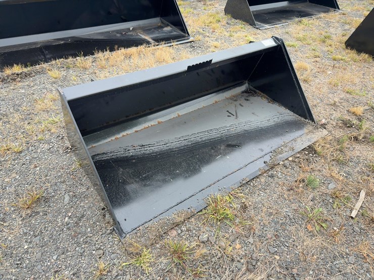 60"-gp-bucket-image-4