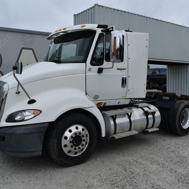 2014 INTERNATIONAL PROSTAR