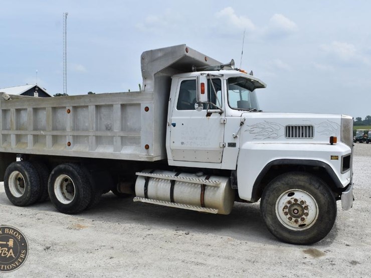 1986-ford-ltl9000-image-98