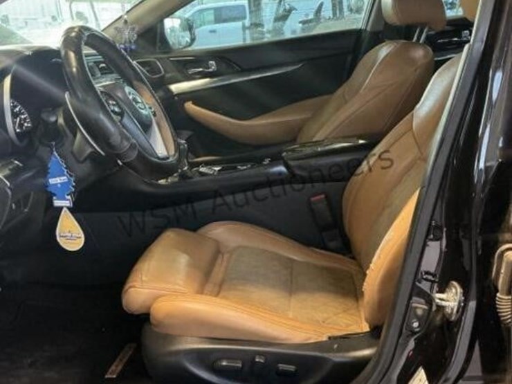2016-nissan-maxima-sdn-image-20