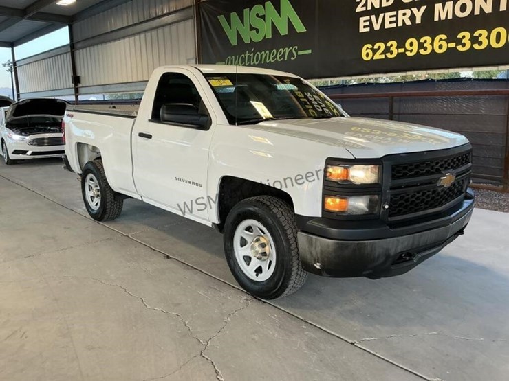 2015-chevrolet-silverado-1500-image-2