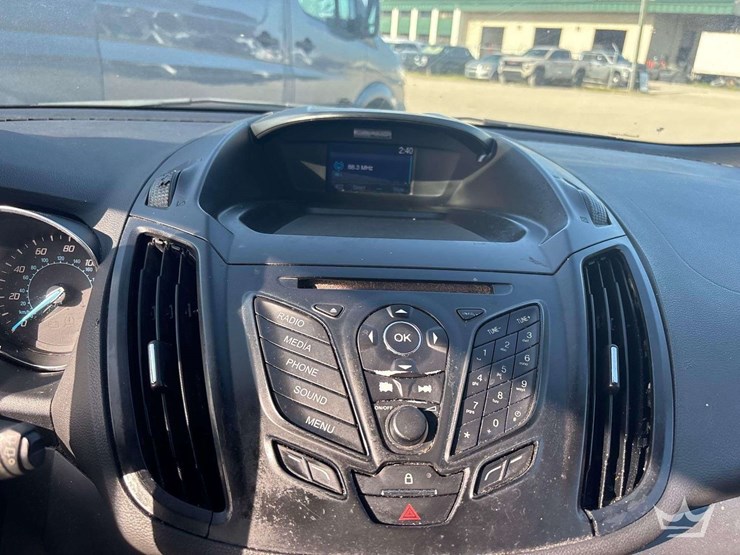 2014-ford-escape-image-15
