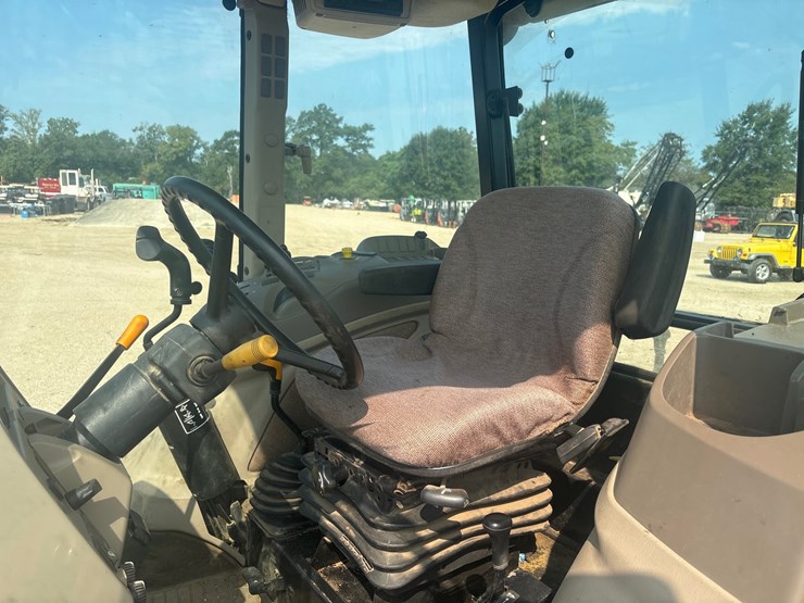 2012-john-deere-5083e-image-8