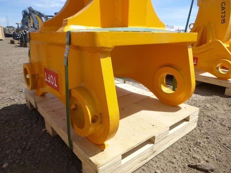 caterpillar-320-image-5