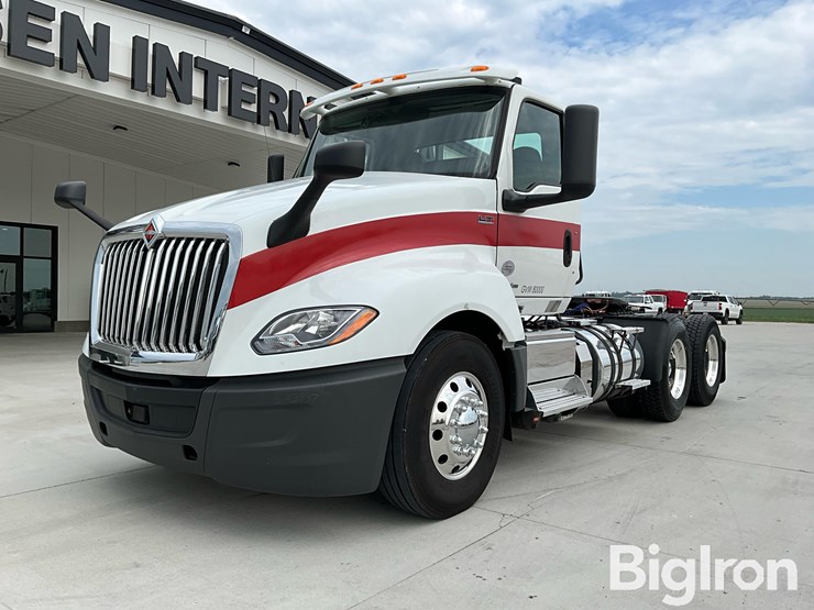 2019-international-lt-image-1
