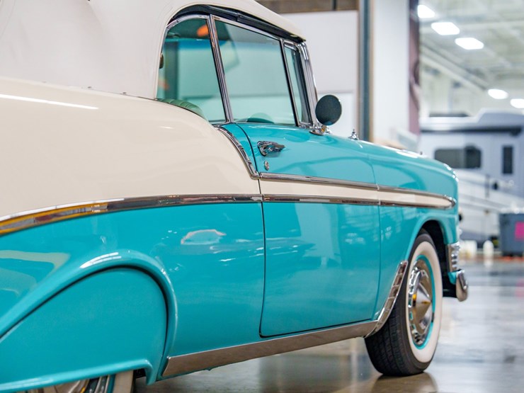 #100-•-1956-chevrolet-bel-air-convertible-image-30