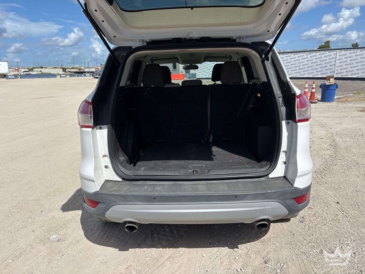 2014-ford-escape-image-25
