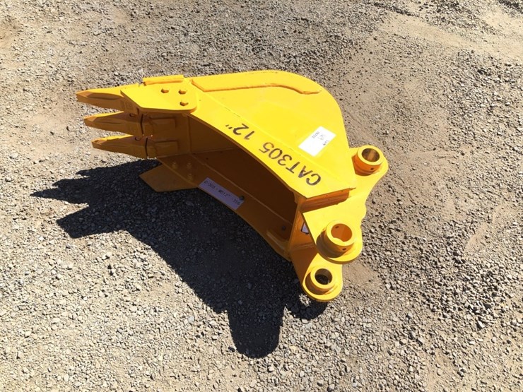 caterpillar-305-image-1