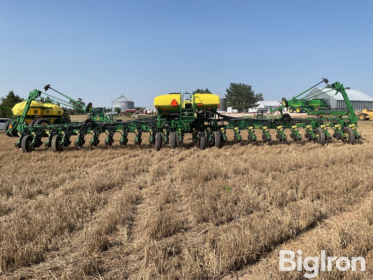 2006-john-deere-1770nt-image-6