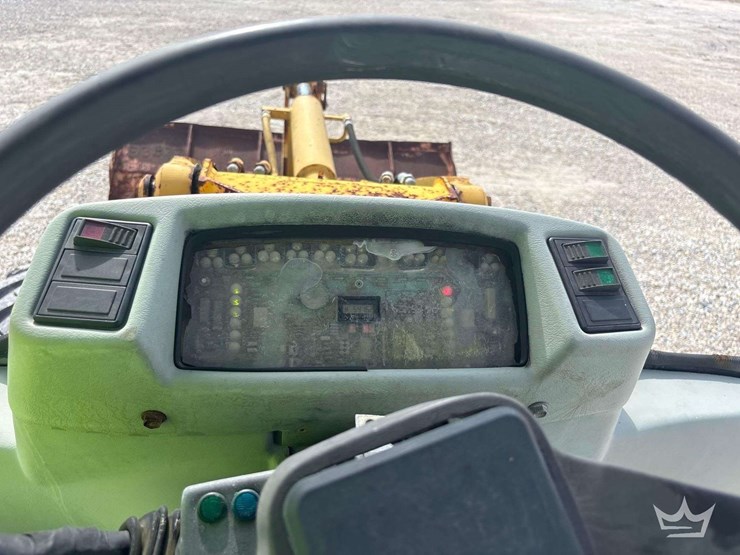 komatsu-wa75-3-image-12