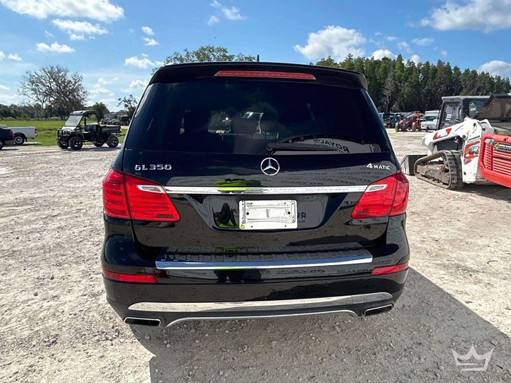 2016-mercedes-benz-gl-350-awd-suv-image-25