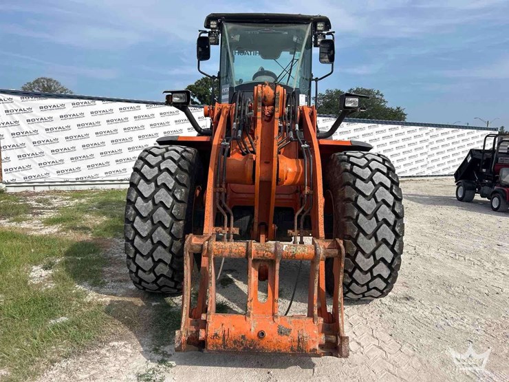 2021-hitachi-zw180-6-image-30