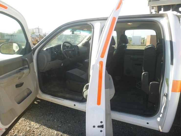 2009-chevrolet-3500hd-image-8