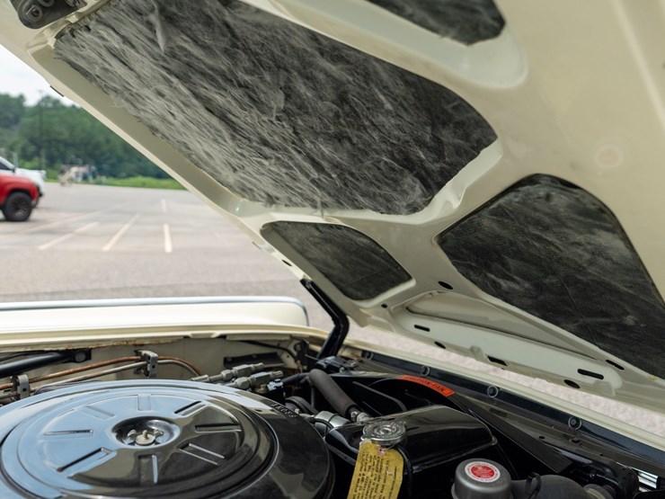 #111-•-1962-lincoln-continental-sedan-image-48