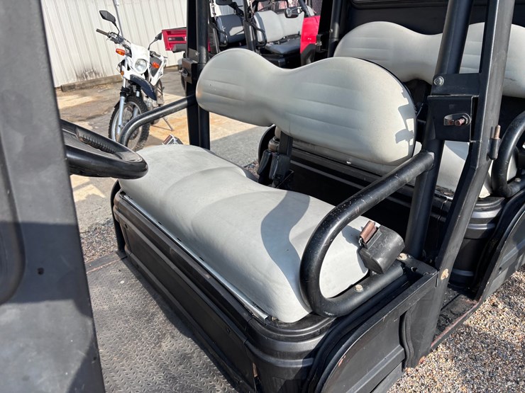 club-car-carryall-1700-image-5