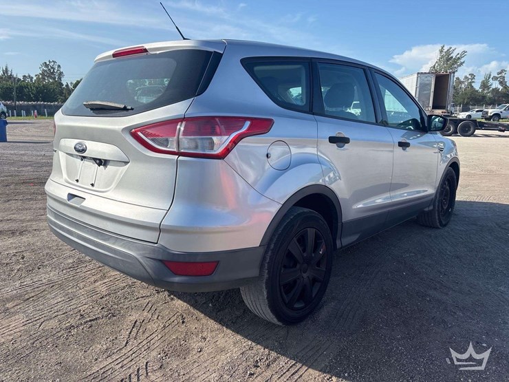 2014-ford-escape-image-3