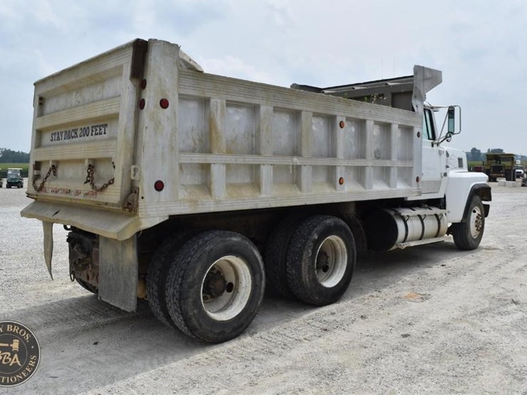 1986-ford-ltl9000-image-17
