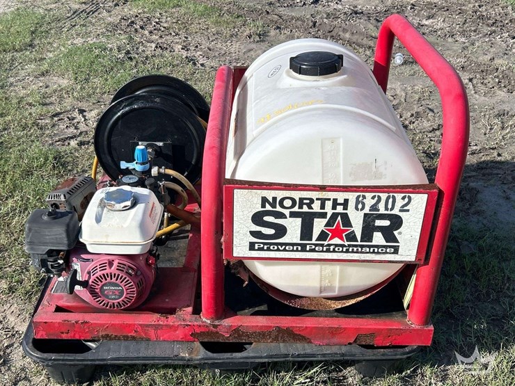2014-north-star-portable-pressure-washer-w/-water-tank-image-19