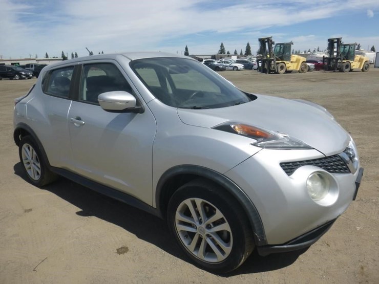 2017-nissan-juke-image-2