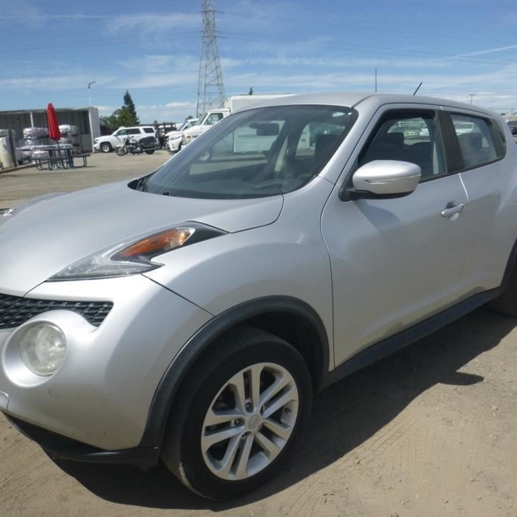 2017 NISSAN JUKE