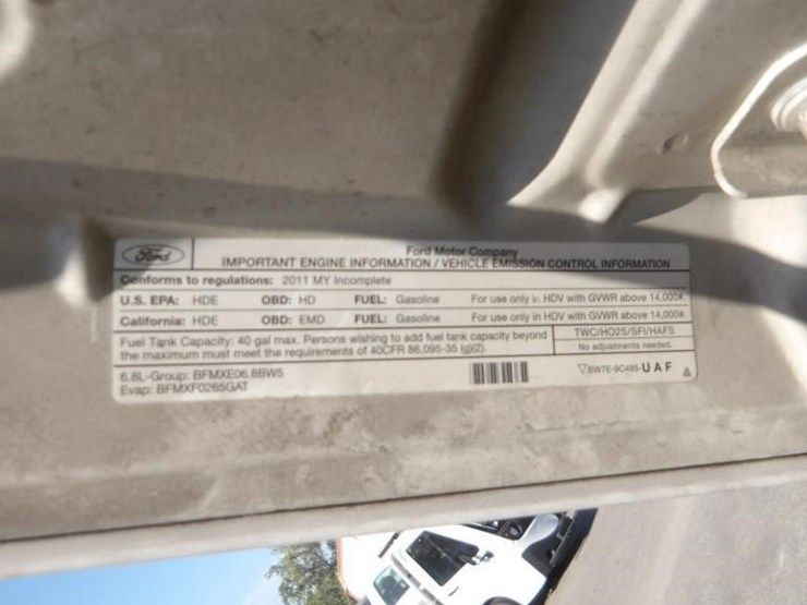 2011-ford-f550-image-12