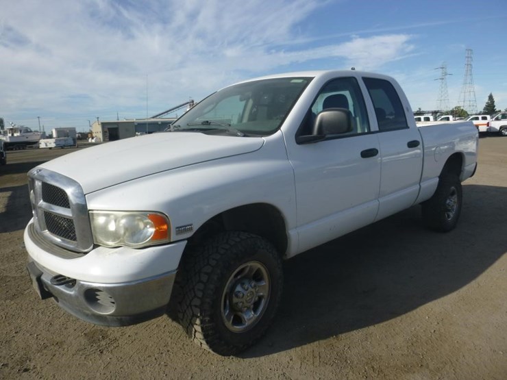 2005-dodge-ram-2500-image-1