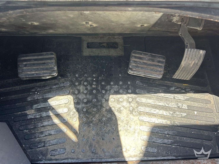 takeuchi-tl12r2-image-17